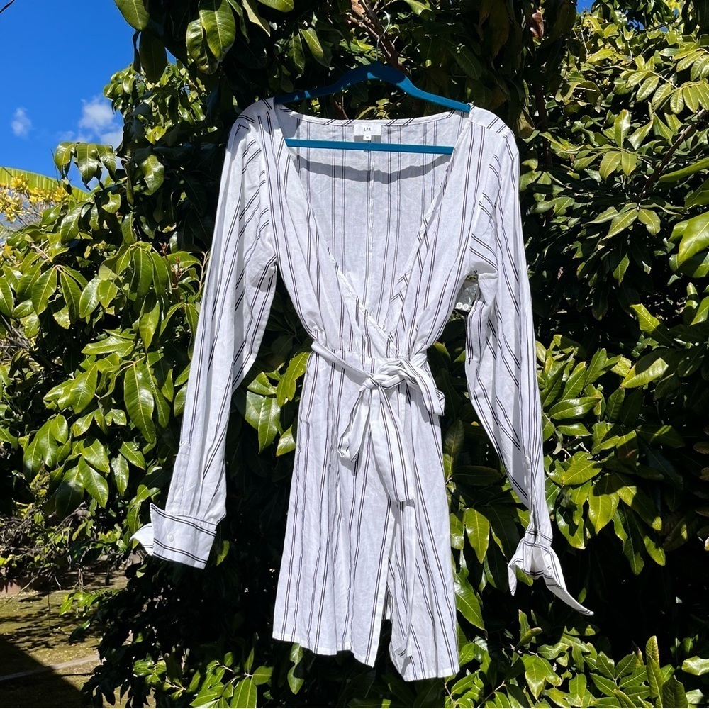 NWT LPA white grey cotton striped‎ long sleeve belted mini shirt dress